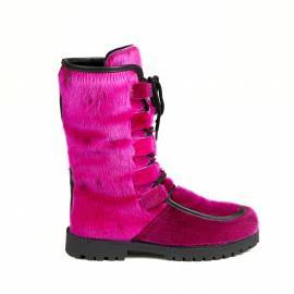 AKA, S�lskinds St�vle, Pink